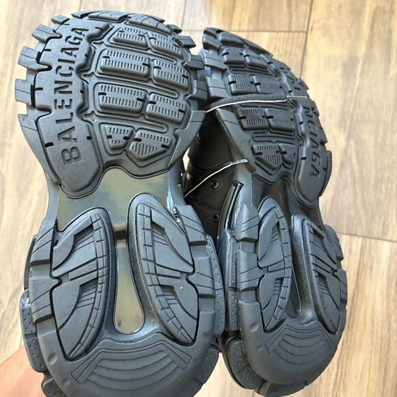 Balenciaga Track Runners – Iconic Streetwear Sneakers main image 5